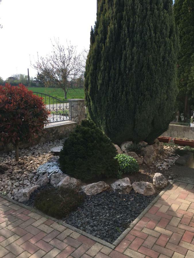 Silentium Garden Apartman Шарвар Екстер'єр фото